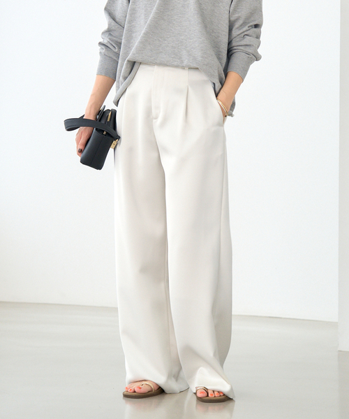 IENA（イエナ）の「ウォッシャブル サテン スラックス