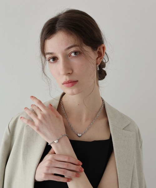 ネックレス　マグネット式 ゴールドカラー／一粒ストーンのマグネット式ネックレス – SUNHOSEKI