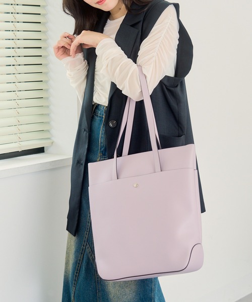 Legato Largo（レガートラルゴ）の「【Legato Largo】LG-P0120 かるいかばんPC収納付縦型トート（トートバッグ・レディース・ブラック/カーキ/ラベンダー/グレイッシュベージュ・FREE）」の5枚目の写真