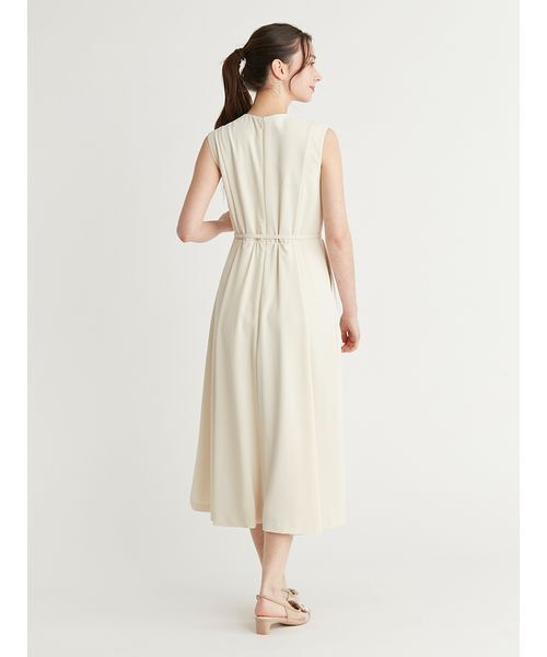 CELFORD（セルフォード）の「テーラードラペルフレアワンピース