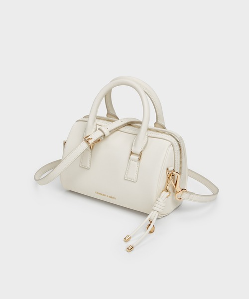 CHARLES & KEITH(チャールズ & キース)の「Everleigh エベルレイ ボウリングバッグ(トートバッグ・レディース・ライトピンク/クリーム/ブラック・S)」の6枚目の写真