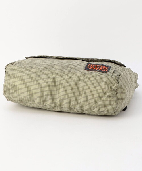 MYSTERY RANCH(ミステリーランチ)の「MYSTERY RANCH/ミステリーランチ Indie/ インディ(ショルダーバッグ・メンズ・ブラック/グレー/ベージュ・ONE SIZE)」の6枚目の写真