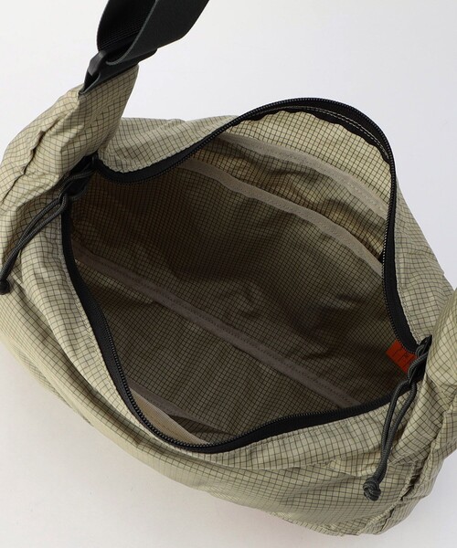 MYSTERY RANCH(ミステリーランチ)の「MYSTERY RANCH/ミステリーランチ Indie/ インディ(ショルダーバッグ・メンズ・ブラック/グレー/ベージュ・ONE SIZE)」の12枚目の写真