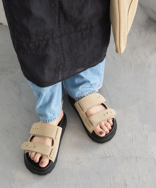 MOHI モヒ　サンダル MOHI サンダル 「MOHI/モヒ」バックル厚底サンダル レディース