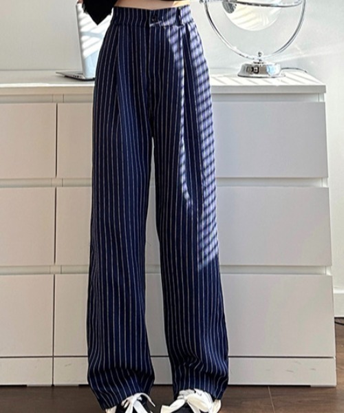 Teem Store(チームストア)の「ハイウエストストライプワイドパンツ(スラックス・レディース・グレー/ブラック/ネイビー・S/M/L)」の11枚目の写真
