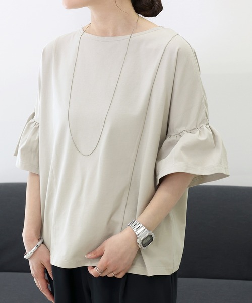 Aletta vita(アレッタビータ)の「汗染み防止加工フリルスリーブプルオーバー(Tシャツ/カットソー・レディース・グレー/ブラック/チャコール/ベージュ・M)」の7枚目の写真