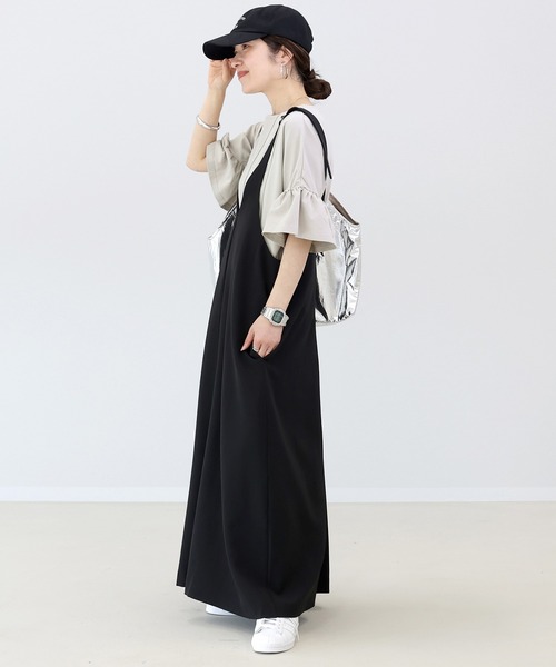 Aletta vita(アレッタビータ)の「汗染み防止加工フリルスリーブプルオーバー(Tシャツ/カットソー・レディース・グレー/ブラック/チャコール/ベージュ・M)」の11枚目の写真