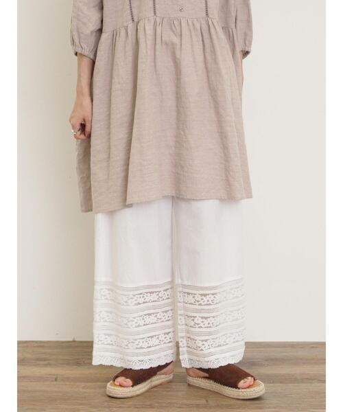 Samansa Mos2(サマンサ モスモス)の「裾レースぺチパンツ(その他パンツ・レディース・キナリ/ブラック/オフホワイト・F)」の1枚目の写真