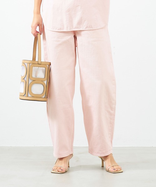 MICA&DEAL（マイカ＆ディール）の「製品染めバルーンデニムパンツ〈2サイズ展開〉（デニムパンツ・レディース・ピンク/サックスブルー/オフホワイト/チャコールグレー・36/38）」の12枚目の写真