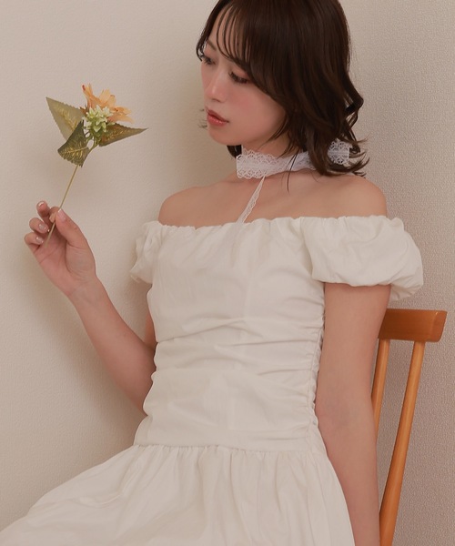 M DOLLY(エムドリー)の「cotton flare mini dress/オフショルダーシャーリングフレアミニドレス(ワンピース・レディース・ホワイト/ブラック・S/M)」の8枚目の写真