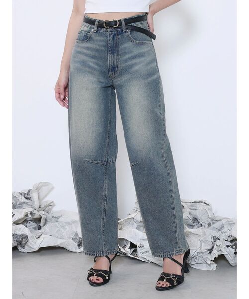 EATME（イートミー）の「カーブシルエットデニムパンツ（デニムパンツ・レディース・ブルー/ライトブルー・MEDIUM/SMALL）」の2枚目の写真