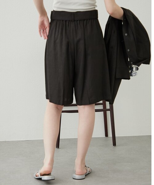 WILLOW（ウィロー）の「【willow】リネン混ベルト付きハーフパンツ（その他パンツ・レディース・ベージュ/ブラック・ONE SIZE）」の16枚目の写真
