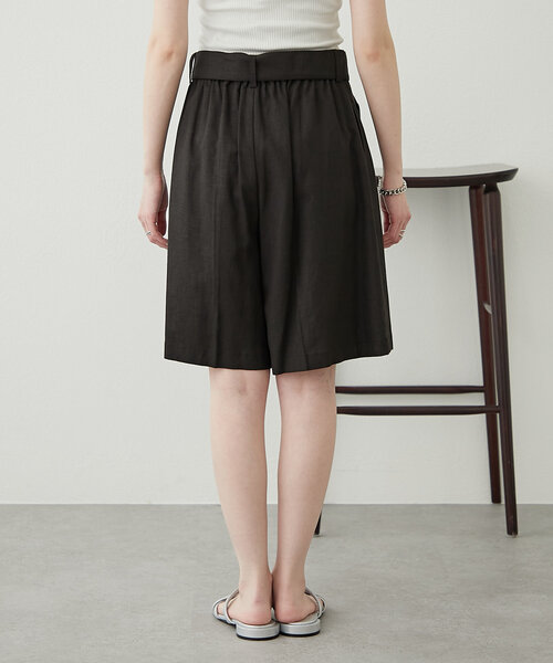 WILLOW（ウィロー）の「【willow】リネン混ベルト付きハーフパンツ（その他パンツ・レディース・ベージュ/ブラック・ONE SIZE）」の7枚目の写真