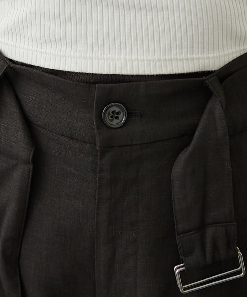WILLOW（ウィロー）の「【willow】リネン混ベルト付きハーフパンツ（その他パンツ・レディース・ベージュ/ブラック・ONE SIZE）」の3枚目の写真
