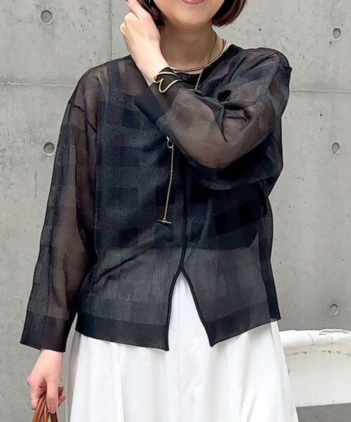 Rie Miller（リエミラー）の「《手洗い可能》シアーブロックチェック2WAYクルーネックカーディガン（カーディガン/ボレロ・レディース・ブラウン系その他/ブラック系その他・38）」の20枚目の写真