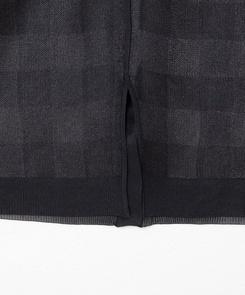 Rie Miller（リエミラー）の「《手洗い可能》シアーブロックチェック2WAYクルーネックカーディガン（カーディガン/ボレロ・レディース・ブラウン系その他/ブラック系その他・38）」の11枚目の写真