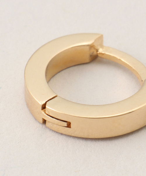 journal standard L'essage(ジャーナルスタンダードレサージュ)の「【NOUVEL AMOUR/ヌーベルアムール】 HOOPS ELENA SMALL (SINGLE):ピアス(片耳用)(ピアス(片耳用)・レディース・ゴールド・FREE)」の4枚目の写真