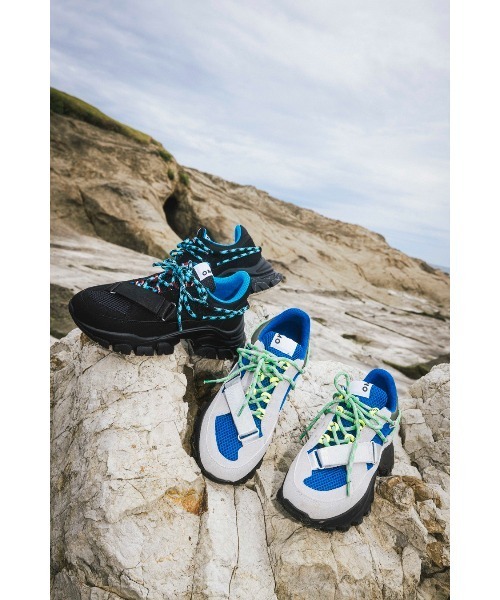 靴 OMMO TWIST LACE BELTED SNEAKERS OMMO ONLINE STORE / TWIST LACE BELTED SNEAKERS