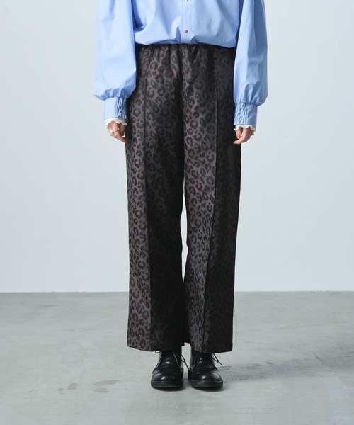 kha:ki（カーキ）の「「KHA:KI / カーキ」LEOPARD WIDE EASY PT（その他パンツ・レディース・ベージュ/ブラウン・1/2）」の8枚目の写真