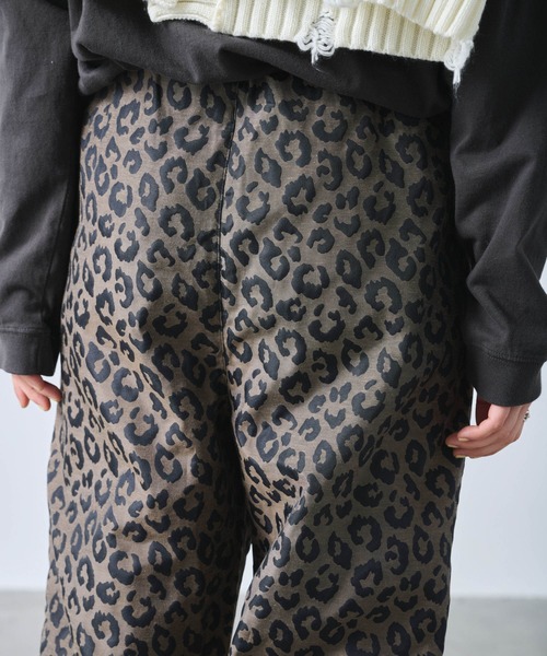 kha:ki（カーキ）の「「KHA:KI / カーキ」LEOPARD WIDE EASY PT（その他パンツ・レディース・ベージュ/ブラウン・1/2）」の18枚目の写真