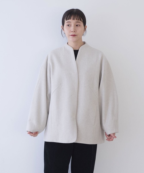yuni ユニ　ウールコート　ノーカラー　日本製　X1776 yuni（ユニ ）の「ウールsuper100 middle length cocoonコート（ノー