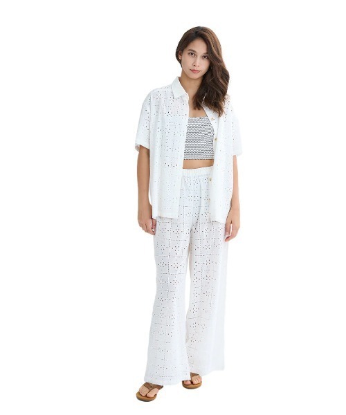 BILLABONG(ビラボン)の「BILLABONG レディース 【CRYSTAL TIDES】 EYELET CRUSH ELST PNT ロングパンツ 【2025年夏モデル】/ビラボンウエストゴムレースロングパンツ(その他パンツ・レディース・ホワイト・SMALL)」の2枚目の写真