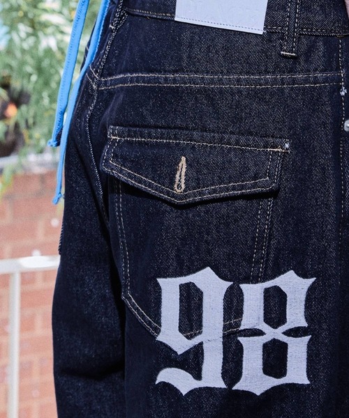 PLACE STUDIO（プレイススタジオ）の「PLACE STUDIO／ロゴ刺繍ワイドパンツ（デニムパンツ・レディース・ブラック/ダークブルー・SMALL）」の12枚目の写真