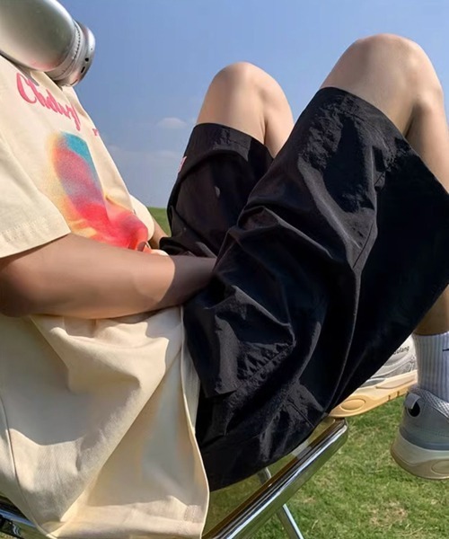 NOWLE（ノウル）の「【NOWLE】サンセット ブラー プリント 半袖 Tシャツ（Tシャツ/カットソー・メンズ・ブラック/アイボリー・MEDIUM/LARGE/X-LARGE）」の5枚目の写真