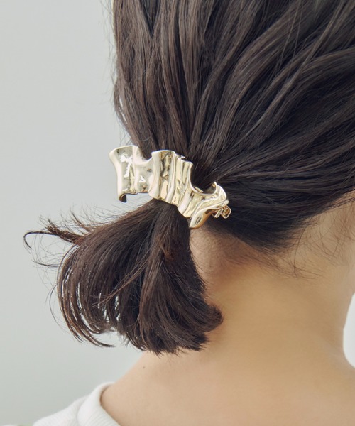 ベージュ フリルヘアクリップ ヘアクリップ 大きめ バンスクリップ シフォンフリル ノーマル
