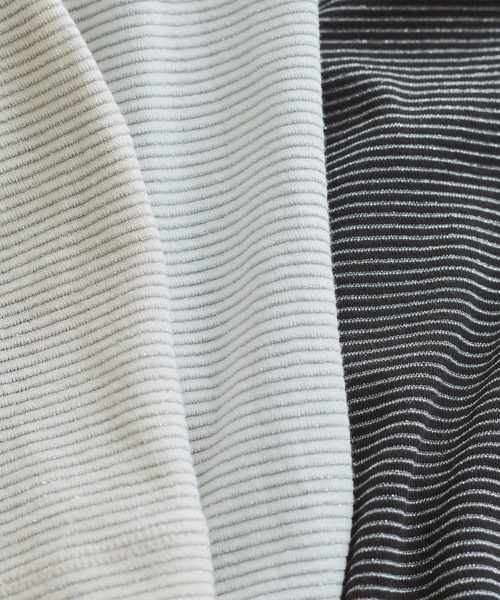 VICKY（ビッキー）の「カップ付きラメボーダータンクトップ≪手洗い可能≫（タンクトップ・レディース・オフホワイト/ブラック/ベージュ・M）」の11枚目の写真