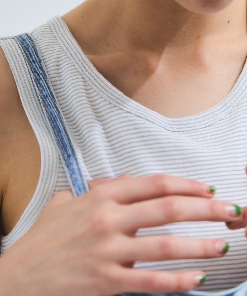 VICKY（ビッキー）の「カップ付きラメボーダータンクトップ≪手洗い可能≫（タンクトップ・レディース・オフホワイト/ブラック/ベージュ・M）」の18枚目の写真