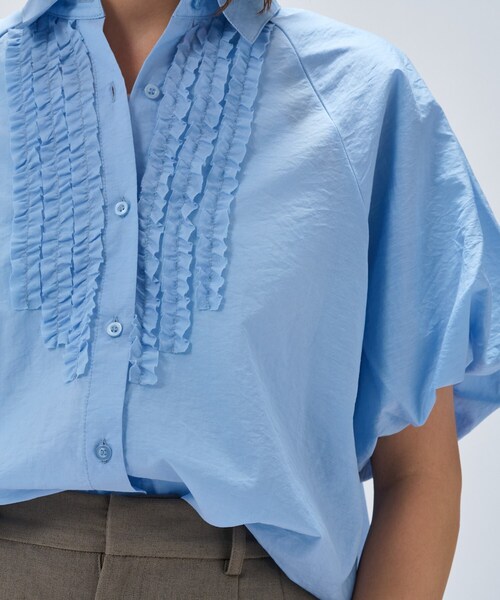 cloenc(クロエンス)の「【手洗い可】シアーローンフリルブラウス(シャツ/ブラウス・レディース・ホワイト/ライトブルー/ブラック・02)」の15枚目の写真