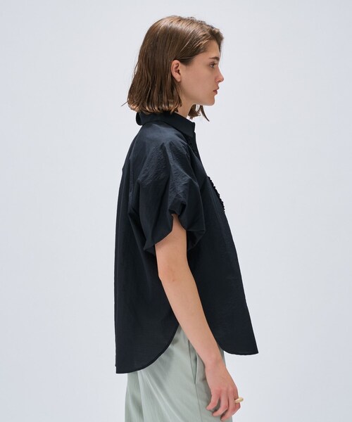 cloenc(クロエンス)の「【手洗い可】シアーローンフリルブラウス(シャツ/ブラウス・レディース・ホワイト/ライトブルー/ブラック・02)」の18枚目の写真