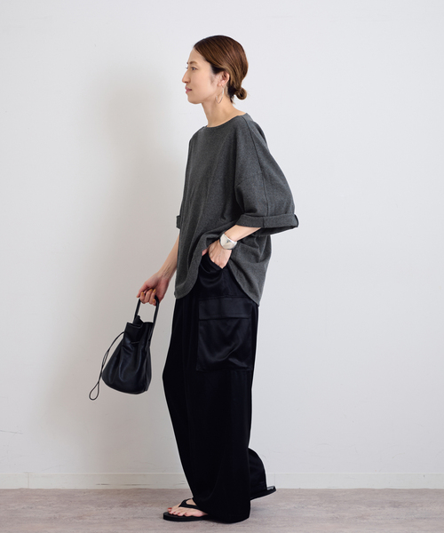 FRAMeWORK(フレームワーク)の「トップニュアンスTee(Tシャツ/カットソー・レディース・チャコールグレー/ベージュ・FREE)」の8枚目の写真