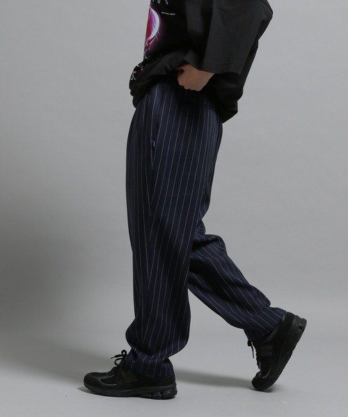 GEORGE'S(ジョージズ)の「ストライプテーパードパンツ(その他パンツ・メンズ・チャコールグレー/ネイビー・MEDIUM/LARGE)」の12枚目の写真