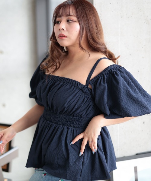 Ruwan yu(ルワンユー)の「3WAYシャーリングペプラムトップス【大きいサイズ対応】(シャツ/ブラウス・レディース・ネイビー・4L/3L/LL/L)」の17枚目の写真