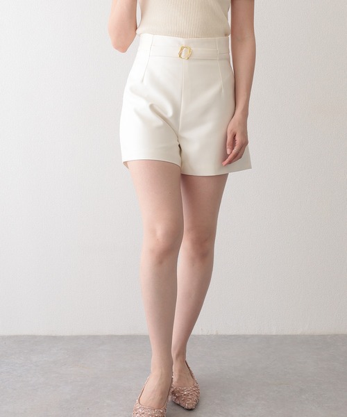 Lace Ladies(レースレディース)の「ベルト風 バックル ハイウエスト ショート パンツ(その他パンツ・レディース・アイボリー/ブラック・L/XL/M/S)」の8枚目の写真