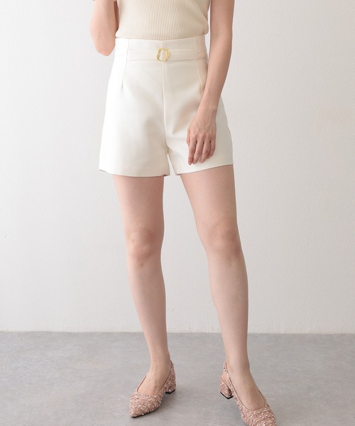Lace Ladies(レースレディース)の「ベルト風 バックル ハイウエスト ショート パンツ(その他パンツ・レディース・アイボリー/ブラック・L/XL/M/S)」の12枚目の写真