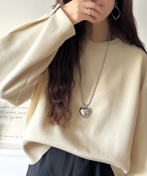 classicalelf（クラシカルエルフ）の「ゆったりなのに上品でキチンと見え。ミラノリブ袖先ゴールドボタンプルオーバー（ニット/セーター・レディース・ネイビー/ホワイト系その他/ブラウン/レッド/ブラック/アイボリー/ブラック系その他・LARGE/MEDIUM/SMALL/X-LARGE）」の8枚目の写真