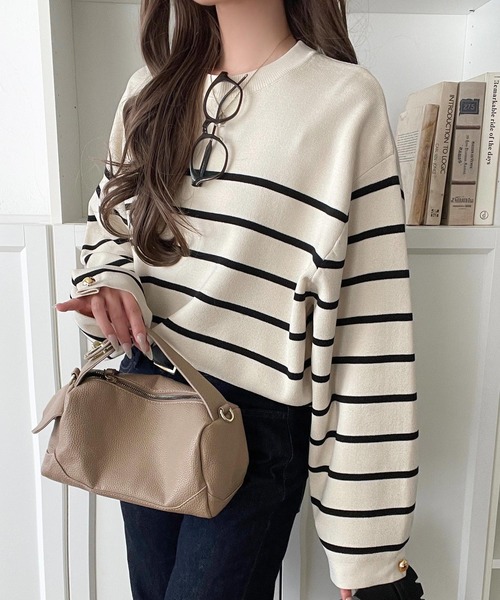 classicalelf（クラシカルエルフ）の「ゆったりなのに上品でキチンと見え。ミラノリブ袖先ゴールドボタンプルオーバー（ニット/セーター・レディース・ネイビー/ホワイト系その他/ブラウン/レッド/ブラック/アイボリー/ブラック系その他・LARGE/MEDIUM/SMALL/X-LARGE）」の16枚目の写真