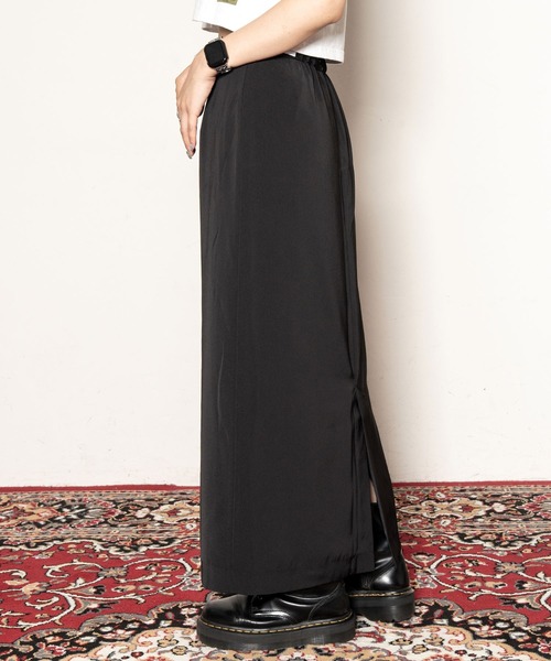 Subciety(サブサエティ)の「Back slit tight skirt(スカート・レディース・ブラック/ピンクベージュ/カーキ・マルチサイズ)」の14枚目の写真