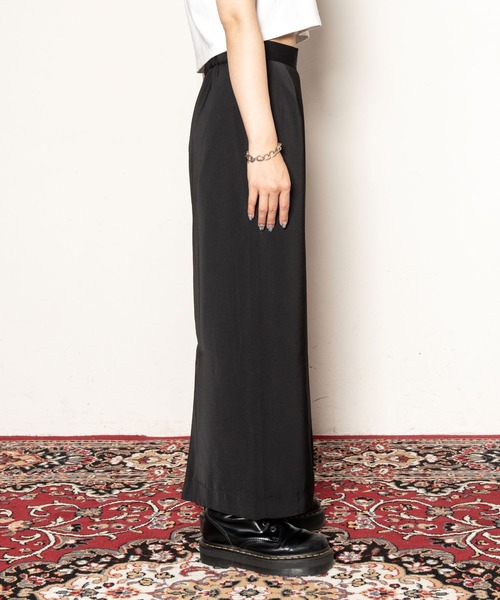Subciety(サブサエティ)の「Back slit tight skirt(スカート・レディース・ブラック/ピンクベージュ/カーキ・マルチサイズ)」の12枚目の写真