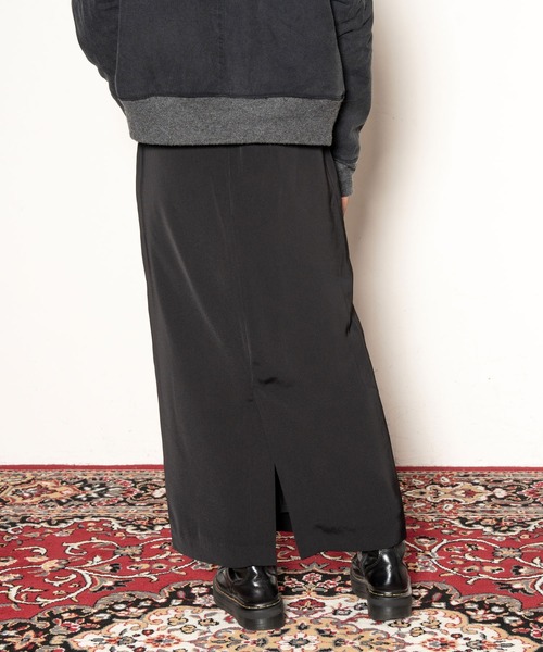 Subciety(サブサエティ)の「Back slit tight skirt(スカート・レディース・ブラック/ピンクベージュ/カーキ・マルチサイズ)」の11枚目の写真