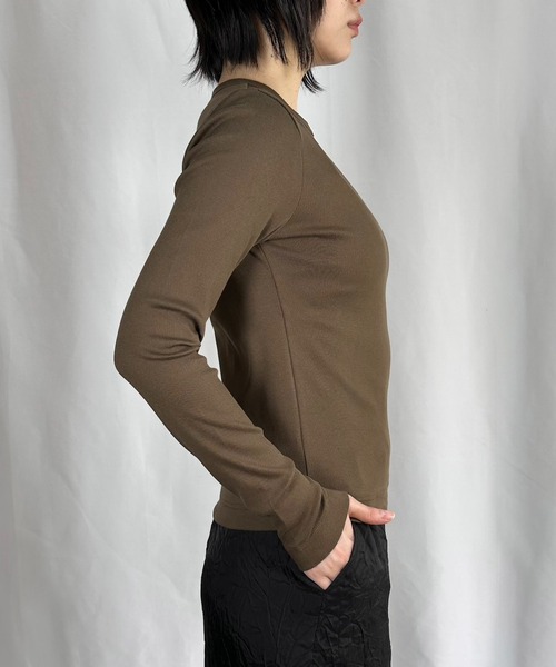 G.V.G.V.(ジーヴィージーヴィー)の「RIB L/S TEE(Tシャツ/カットソー・レディース・ブラウン/ネイビー・ONE SIZE)」の4枚目の写真