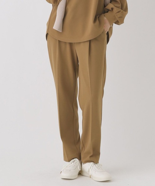 Elura（エルーラ）の「≪イージーケア≫サマ見えリラクシーテーパ－ド〈低身長サイズあり〉/582758（その他パンツ・レディース・ダークブラウン/キャメル/オフホワイト/ブラック/チャコールグレー/ライトブルー・MEDIUM/LARGE/FREE(S)）」の6枚目の写真