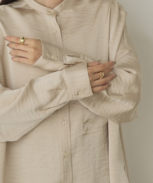 hunch（ハンチ）の「マットサテン バンドカラー オーバーシャツ（シャツ/ブラウス・レディース・ブラウン/チャコール/ベージュ・FREE）」の15枚目の写真