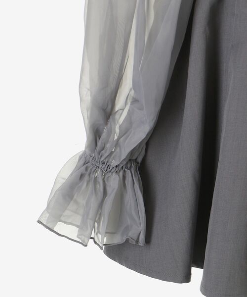 MAJESTIC LEGON(マジェスティックレゴン)の「袖異素材ミニワンピース(ワンピース・レディース・グレー/アイボリー/ブラック・MEDIUM)」の12枚目の写真