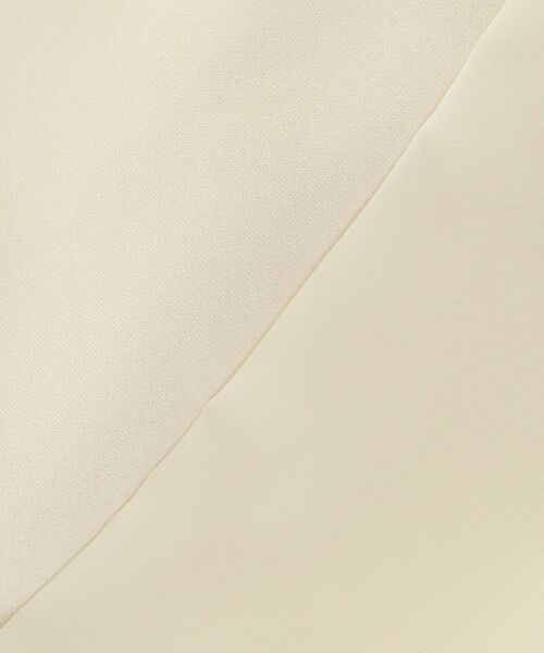 MAJESTIC LEGON(マジェスティックレゴン)の「袖異素材ミニワンピース(ワンピース・レディース・グレー/アイボリー/ブラック・MEDIUM)」の18枚目の写真