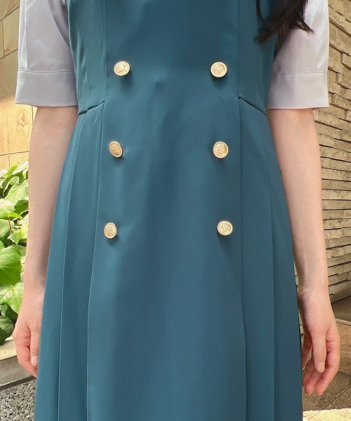 F i.n.t（フィント）の「【セットアップ対応】ゴールド釦プリーツジャンパースカート/fint フィント（ジャンパースカート・レディース・ブルーグリーン/モカ・FREE）」の7枚目の写真
