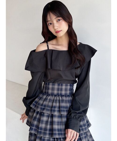 RESEXXY(リゼクシー)の「アシンメトリーラッフルブラウス(シャツ/ブラウス・レディース・ラベンダー/ブラック/ホワイト・FREE)」の6枚目の写真